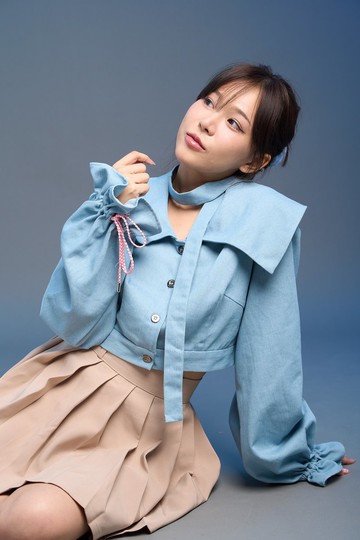 Limited Edition 牛仔樂大輪廓泡泡袖上衣