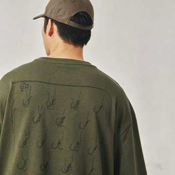 【二十三歲】臺灣出貨日系露營印花短袖涼感軍綠魚厚實鉤印花寬鬆T恤百搭釣魚