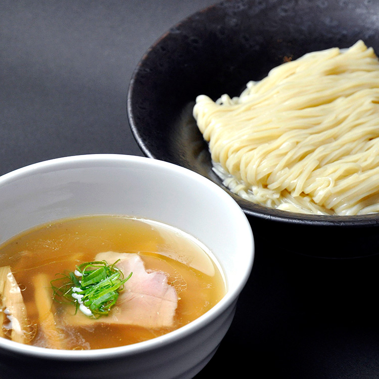 ［町田汁場しおらーめん進化］しおつけ麺わじまの水塩あえ2食入 ［町田汁場しおらーめん進化］しおつけ麺わじまの水塩あえ２食入