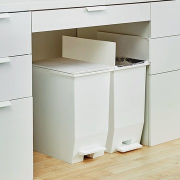 SOLOW日本製腳踏式對開蓋分類垃圾桶-45L-2色可選 雅痞黑