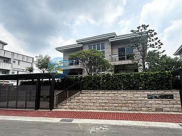 比佛利大山莊~全新獨棟創意電梯豪宅｜新竹縣寶山鄉寶山二街