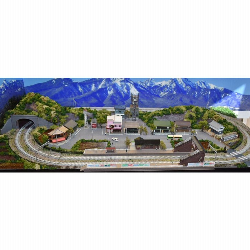 【特大サイズ】鉄道模型 Nゲージ 複線 ジオラマレイアウト 完成品 鉄道模型 ジオラマレイアウト Nゲージ用 複線120x60cm 山間の街