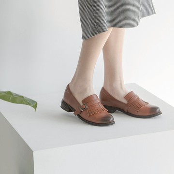 流蘇樂福鞋 _ 棕色