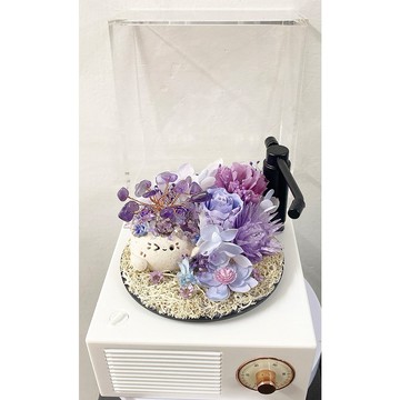 【OSTARA FLORIST 奧斯塔拉花藝】復古轉盤留聲機水晶樹豆丁花禮