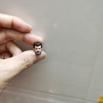 1/18 3.75金剛狼頭雕 人偶