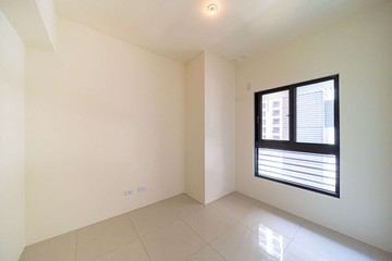 左營三鐵共構雙衛浴開窗機能2房｜高雄市左營區文川路