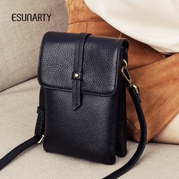 放手機包2024新款潮秋時尚迷你洋氣小包包真皮女包豎款單肩斜挎包