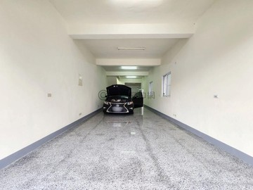 近#高雄大學#蚵寮漁市#邊間翻新黃金店住｜高雄市梓官區嘉展路