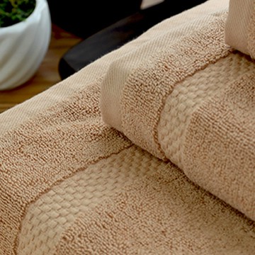 SHING LONG TEXTILE 台灣興隆毛巾 雅痞雙股美棉浴巾 544g 135 x 74cm  金色  1條