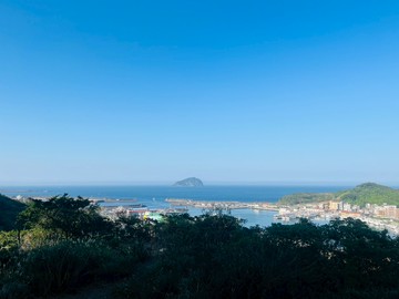 【台北雪梨灣｜正面海景4房+雙平面車位】｜基隆市中正區和豐街