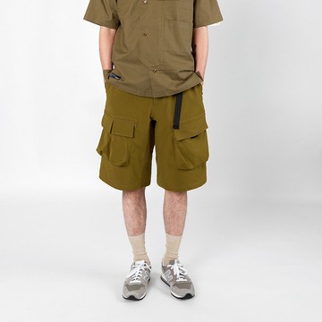 (絕版特惠)Utility shorts防潑水多口袋機能短褲 黃棕色