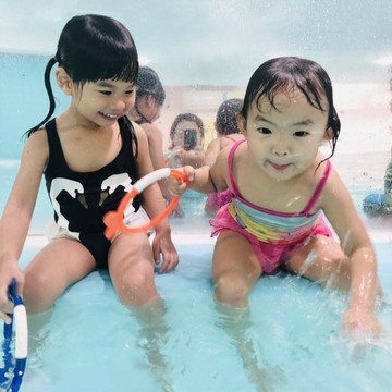 【水貝比親子坊】親子游泳課程｜3-6歲 (團體班)