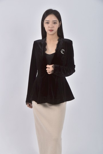 (M) glory21單扣月亮黑色外套