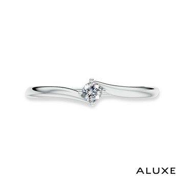 ALUXE亞立詩 18K金0.10克拉鑽石線戒