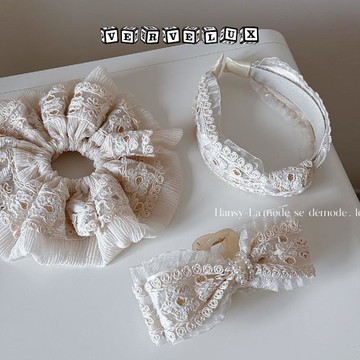 两件9.9折🔥臺灣出貨🔥可開發票✅奶油色法式重工刺繡花朵蕾絲大腸髮圈復古氣質高級感丸子頭髮飾