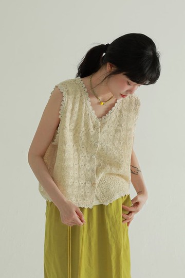 米色 小花背心2.0 日系簡約減齡甜美文藝復古休閒百搭無袖上衣