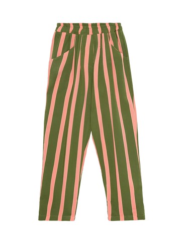 weekend house kids stripped pants