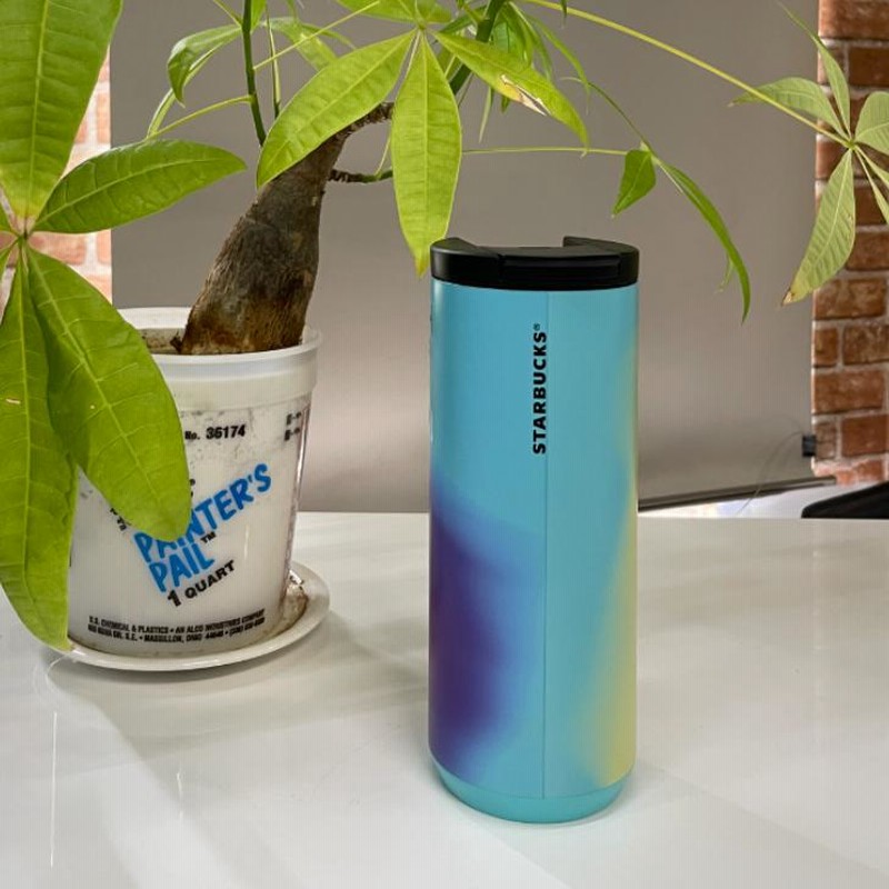 スタバ ステンレスボトル どっちもほしくなる!2つのカラフルな