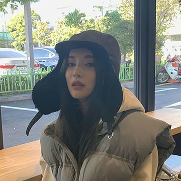 ANNAS 韓國 雷鋒帽 羊羔毛 遮耳帽 飛行帽 造型帽 帽子 毛毛 保暖 網紅 明星