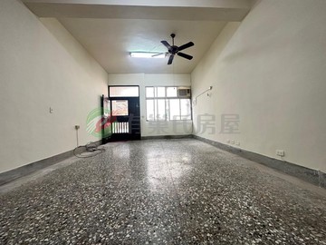 專任＊北屯超稀有前院停車孝親捷運別墅｜台中市北屯區文昌東七街