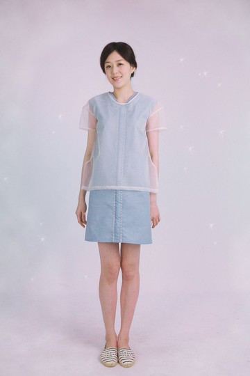 Ella 造型烏干紗上衣