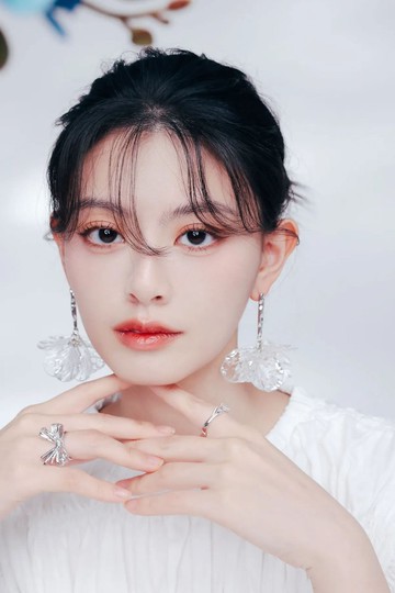 COR-DATE / 童趣花語 / 透明漂浮耳環