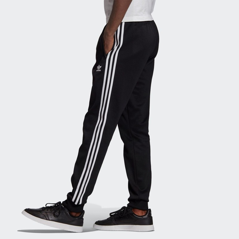 Adidas Originals アディダス オリジナルス アディカラー ジャージ クラシック Primeblue Sst トラックパンツ 下 メンズ 黒 ブラック Sst Track Pants Gf0210 ブラック ホワイト O 通販 Lineポイント最大5 0 Get Lineショッピング