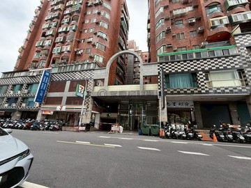 【中華敦煌】低總價首購三房+平車｜新竹市香山區東華路