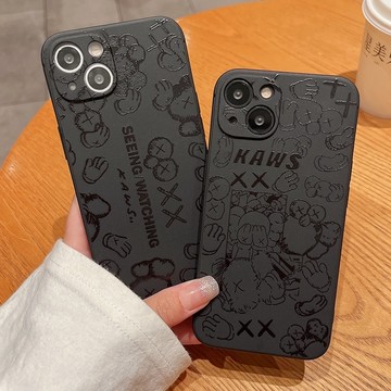 純黑油光 iPhone 14 Pro 手機殼 KAWS 蘋果 i13 12mini 11 XS XR 保護殼8P魔方軟殼
