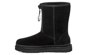 WMNS UGG CLASSIC SHORT ZIPPER TAPE LOGO BOOT BLACK