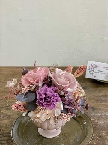 畢業畢業花禮【優雅紫康乃馨古典花器桌花】