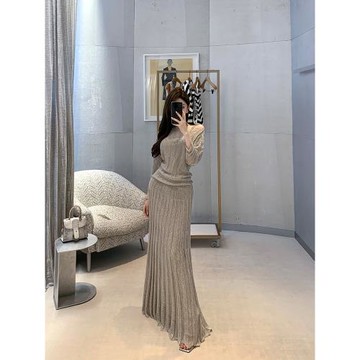 Chill巧兒【松弛下午茶】純欲金色背心內搭寬松針織罩衫兩件套女