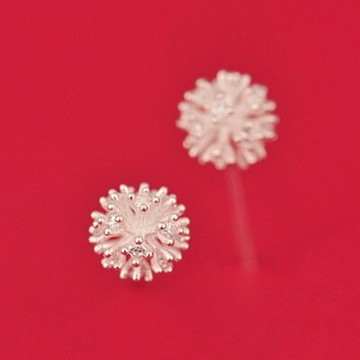 925純銀耳環耳針式耳飾-精美蒲公英時尚母親節生日情人節禮物女飾品73ag388【獨家進口】【米蘭精品】