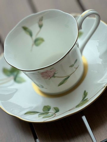 narumi春日玫瑰咖啡套，紅茶杯，春日玫瑰真的好美好美。厚