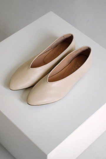 Ahha Flats Caramel (米杏) 極簡。平底 | WL