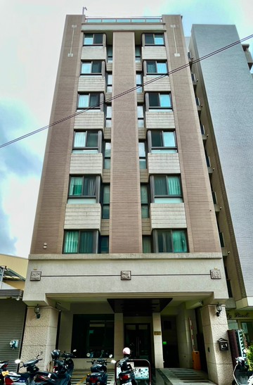 置產傳家寶★穩定年收510萬★收租46間電梯透套｜台中市西屯區西屯路二段