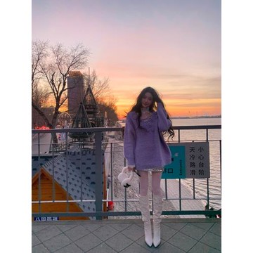 Barb Chill紫色毛衣V領外穿女冬季慵懶感軟糯馬海毛上衣過年穿搭