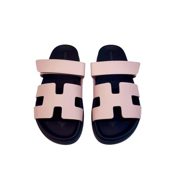 HERMES 經典爆款 H LOGO 二舅拖鞋(新色玫瑰粉)