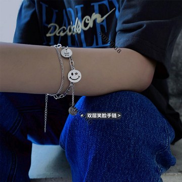 桃園出貨甜酷ins雙層笑臉手鏈男女簡約日韓潮流小衆設計感冷淡風時尚手環