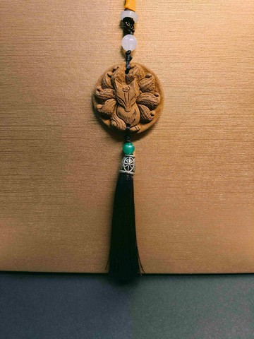 單面九尾狐香牌掛飾