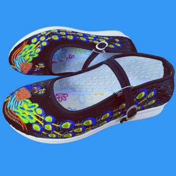 云南方口繡花鞋女款千層底一字扣帶毛邊平底圓頭布鞋農村純手工鞋