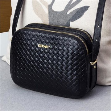 香港斜挎小包包女新款潮時尚三層真皮女包編織壓紋單肩小圓包