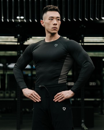 Joined Core Form-fit 訓練長袖【黑】【白】