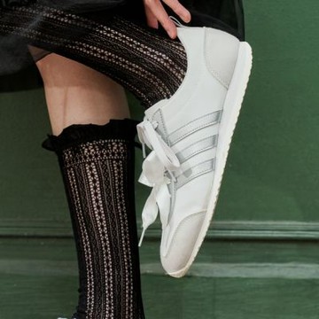 【adidas 愛迪達】 VS JOG 2.0 運動休閒鞋 男鞋/女鞋 KH7660