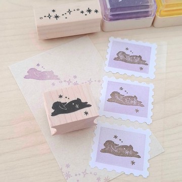 伸展的垂耳兔 印章 跳躍 悠閒