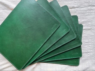鮮綠真皮皮革  | 滑鼠墊  | 寫字墊  | 免費刻字 (20X29cm)下標區