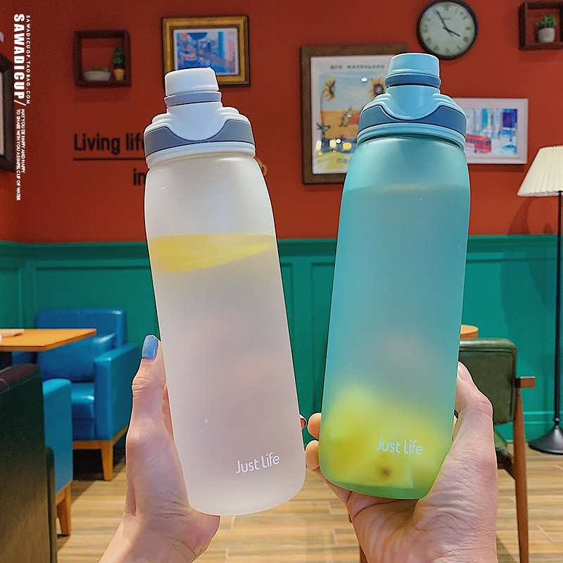 高品質水筒 マグボトル 600ml 800ml 4色 大容量 超軽量 韓国版のスポーツは簡単で プラスチックのカップが可愛いです携帯流行のストローカップの男女兼用の湯飲み 通販 Lineポイント最大get Lineショッピング