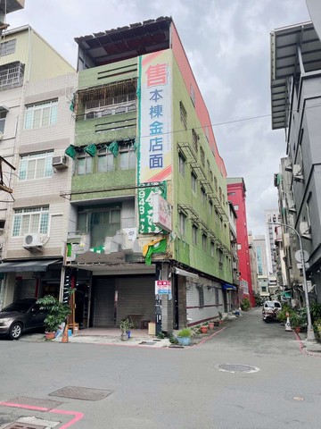 高雄車站商圈~三角窗大地坪金店面｜高雄市新興區同愛街