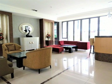 中正美麗殿｜市議會美麗島雙捷運三房車位｜高雄市前金區新盛二街