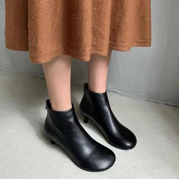 巨軟舒服韓國短靴女春秋單靴軟皮娃娃頭可愛細跟踝靴貓跟高跟鞋潮